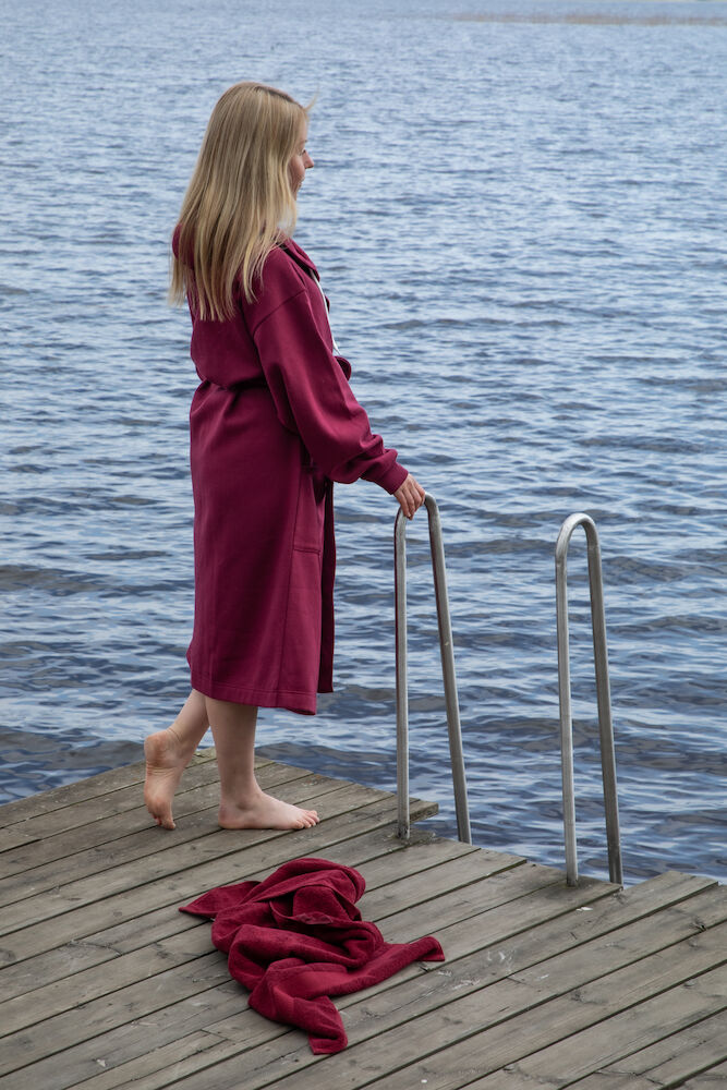 Badrock College - Vinröd