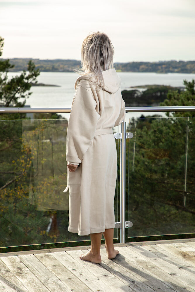 Badrock College - Vinröd