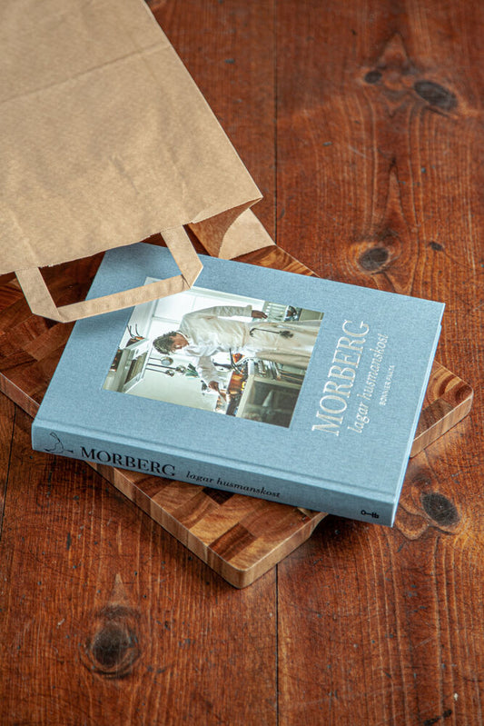 Skärbräda med kokbok